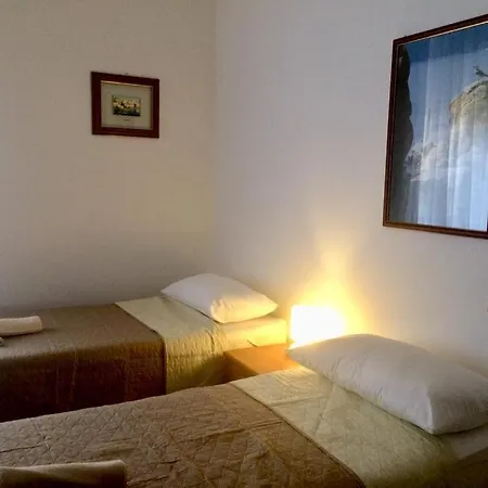 A Due Passi Vendégház La Maddalena